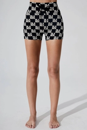 Breathable mesh lining Light Coverage Aevia Monogram Short 4" - Monogram Black