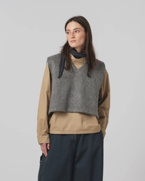 suitable for holidays G.o.D Vee Vest Mohair Fleece Asphalt