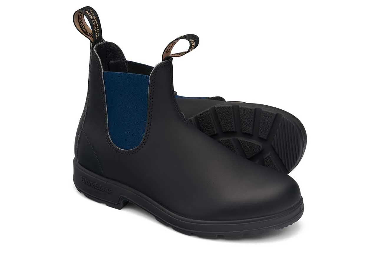Blundstone #1917 Black/Navy Durable Shell Trail Exploration Minimal Build