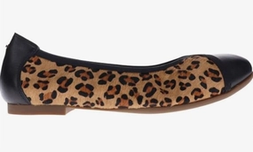 Toe box Cozy Feel Footwear Women's Nairobi Flat In Black Leopard