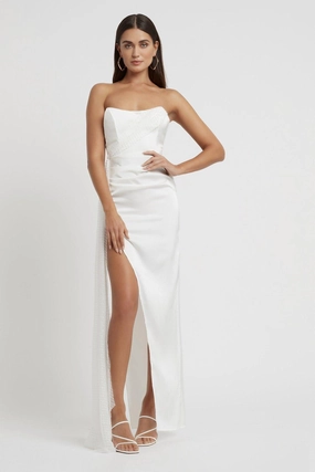 Chill Vibes Cecilia Dress - White (PREORDER)