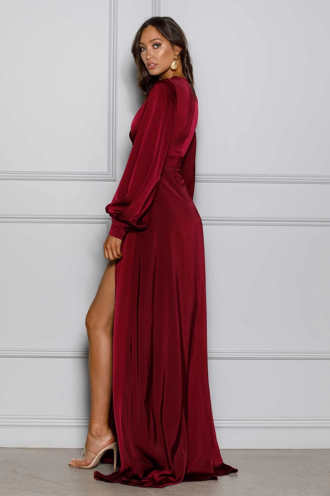 SKYLAR GOWN - WINE Form Fit