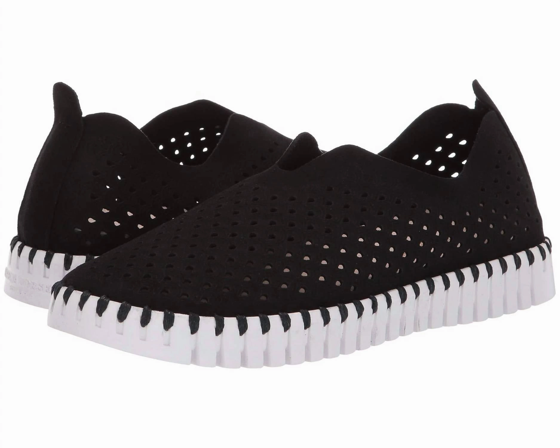 Functional Flats Taste Tour Women's Tulip 139 Shoe In Black