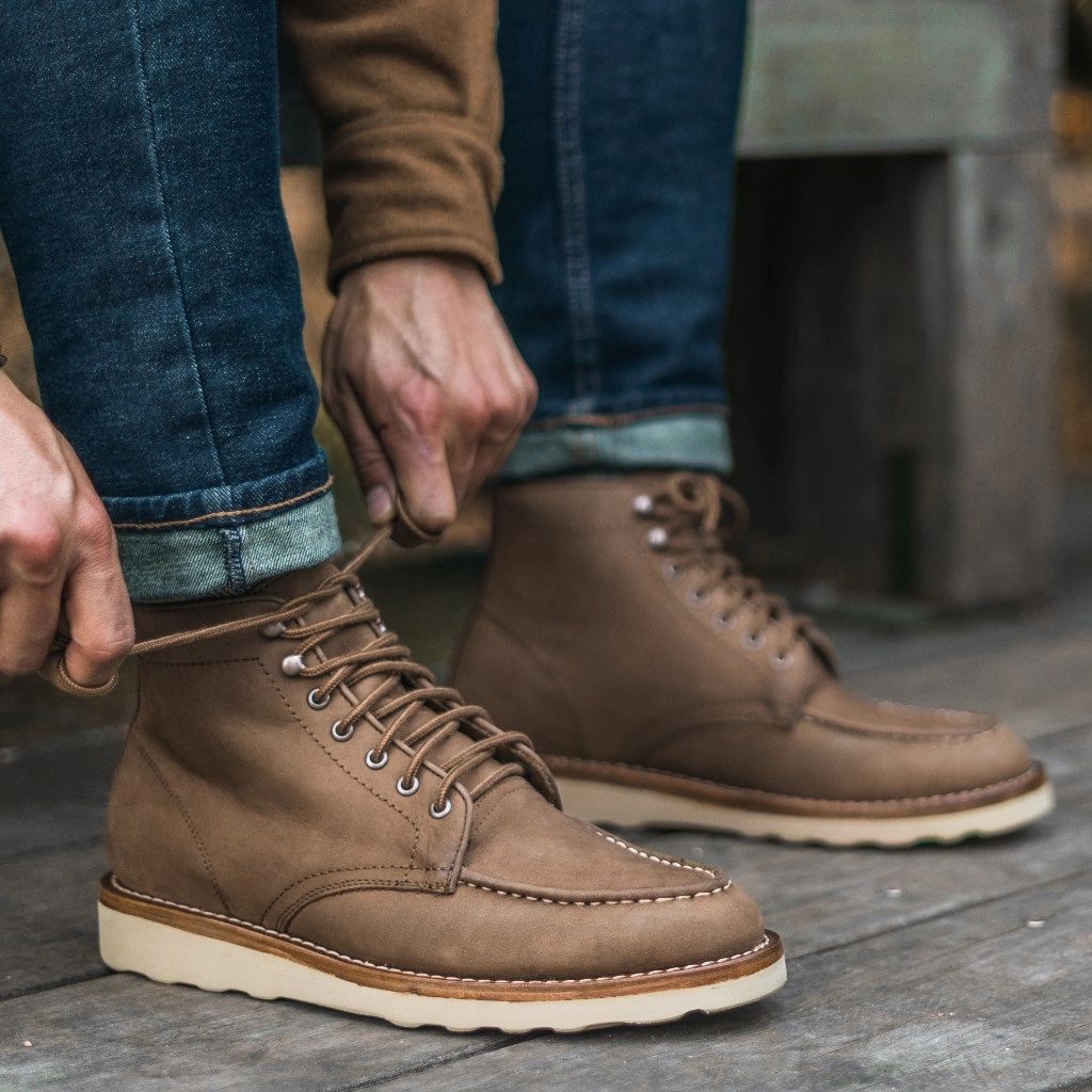 Non Compression Fit Seamless Comfort Rural Traveler Diplomat | Pebble