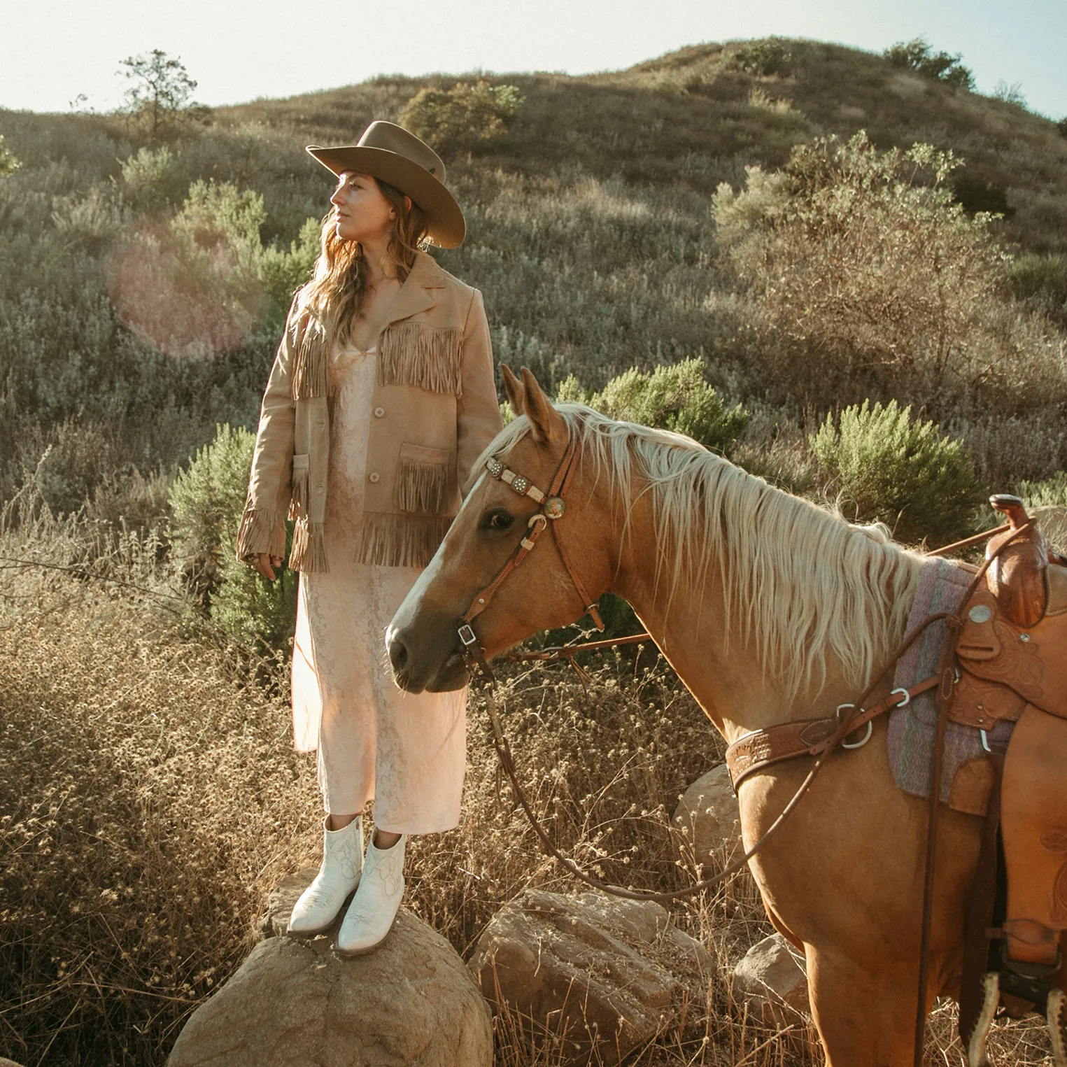 Lightweight Design Nylon Material Annika Boots