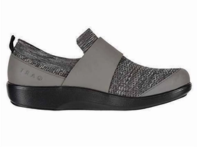 Women's Qwik Slip On Shoes In Charcoal Smile Time