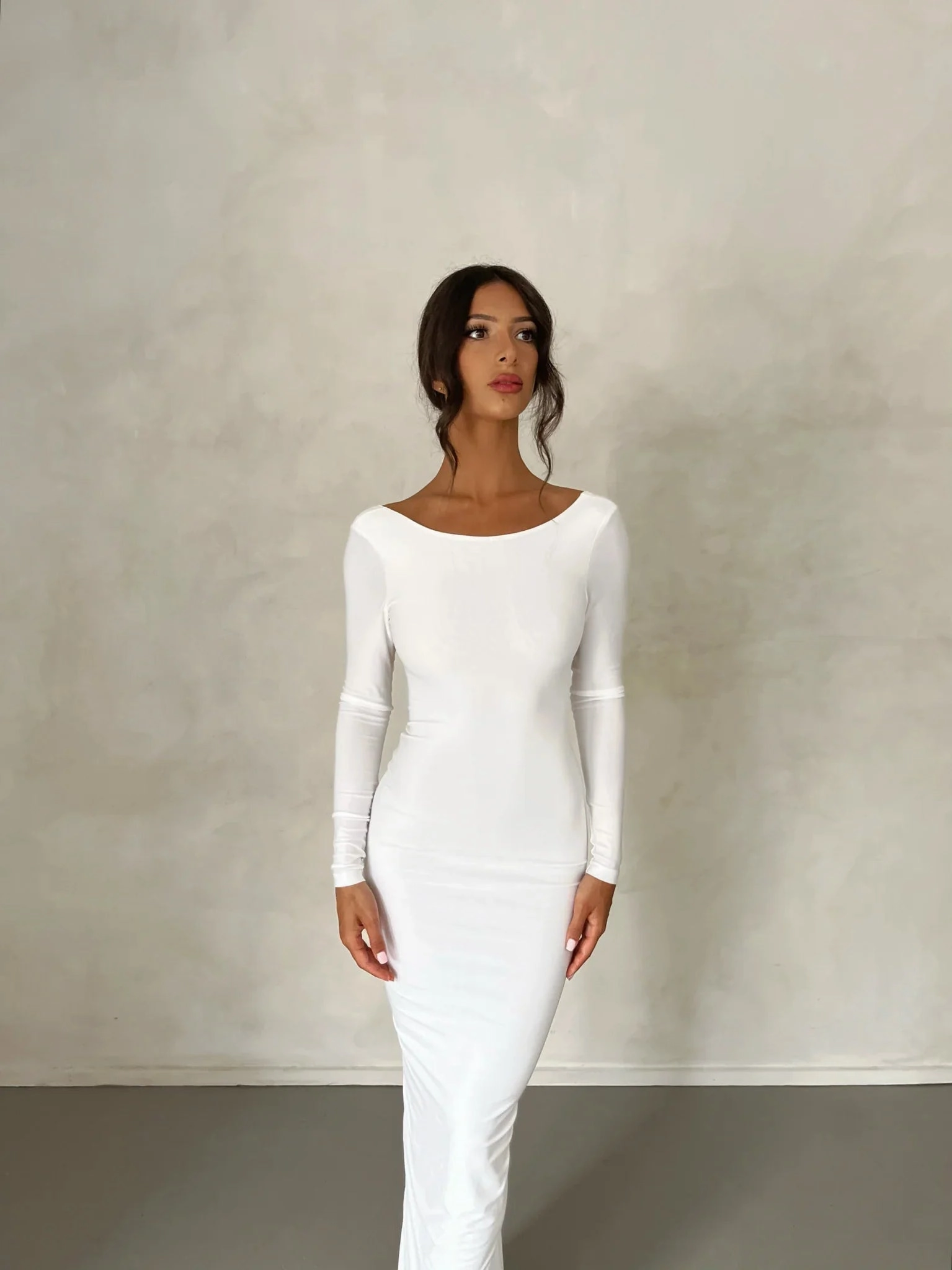 Natalia Gown - White Cozy Design