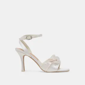 LUNETE PEARL HEELS VANILLA SATIN Dynamic Feel
