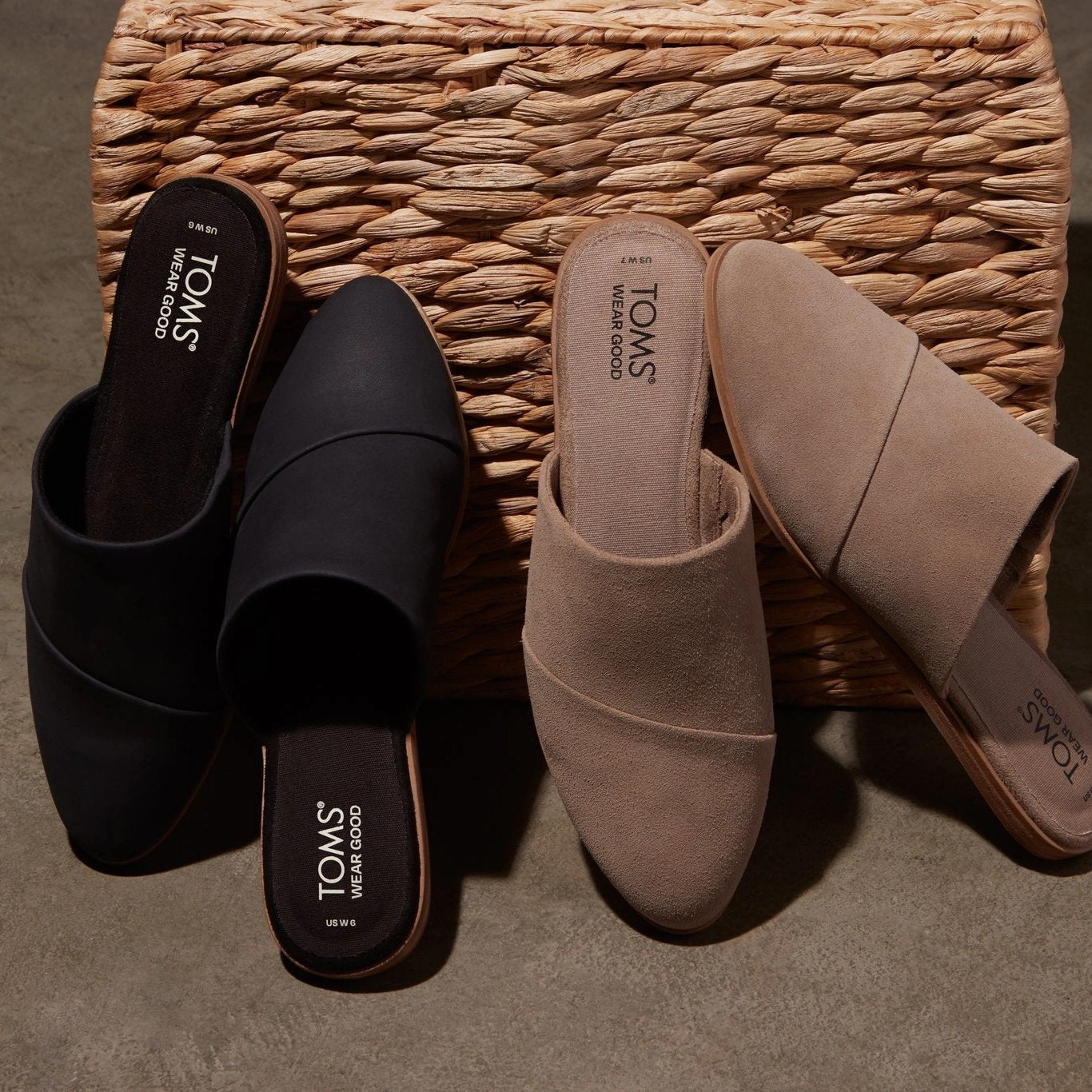 Jade Black Leather Slip On Flat Practical Style Wood Walk