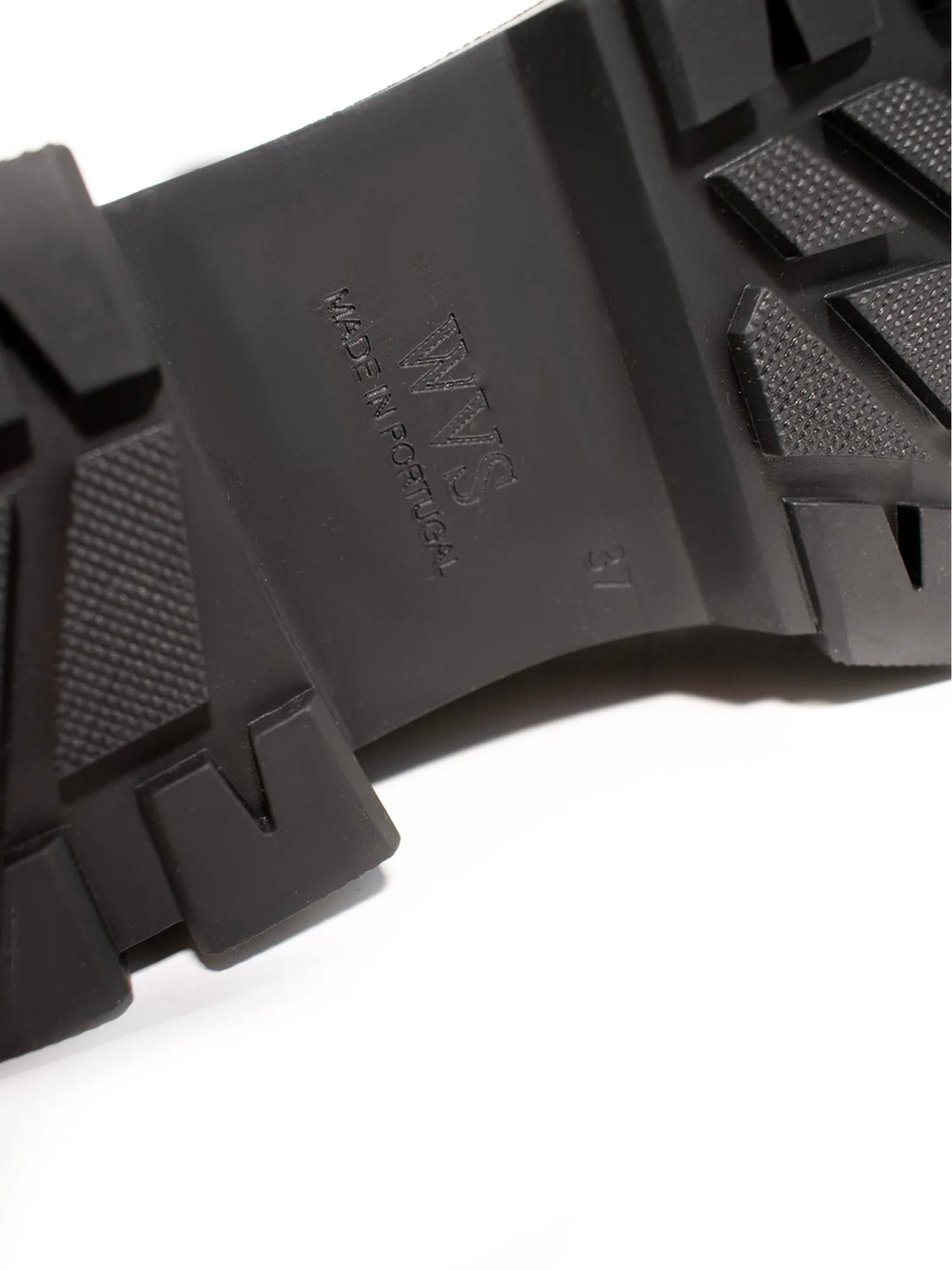 Performance Wear Luxe Track Sole Chelsea Boots