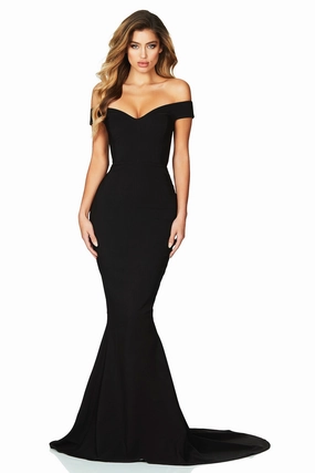 Airy Feel Chic Statement Nookie Allure Gown - Black