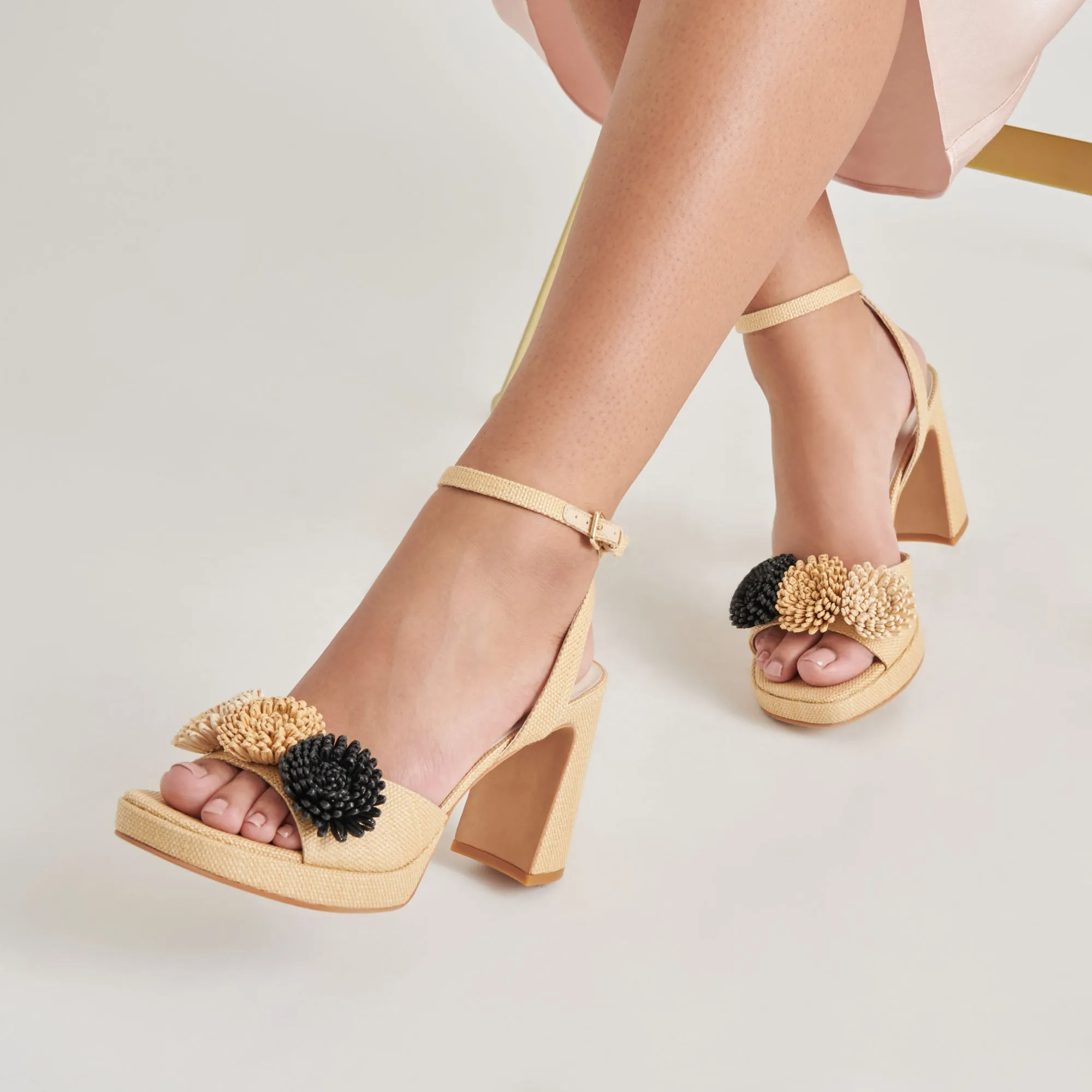 OLIVEA HEELS BLACK NATURAL RAFFIA Luxe Edge