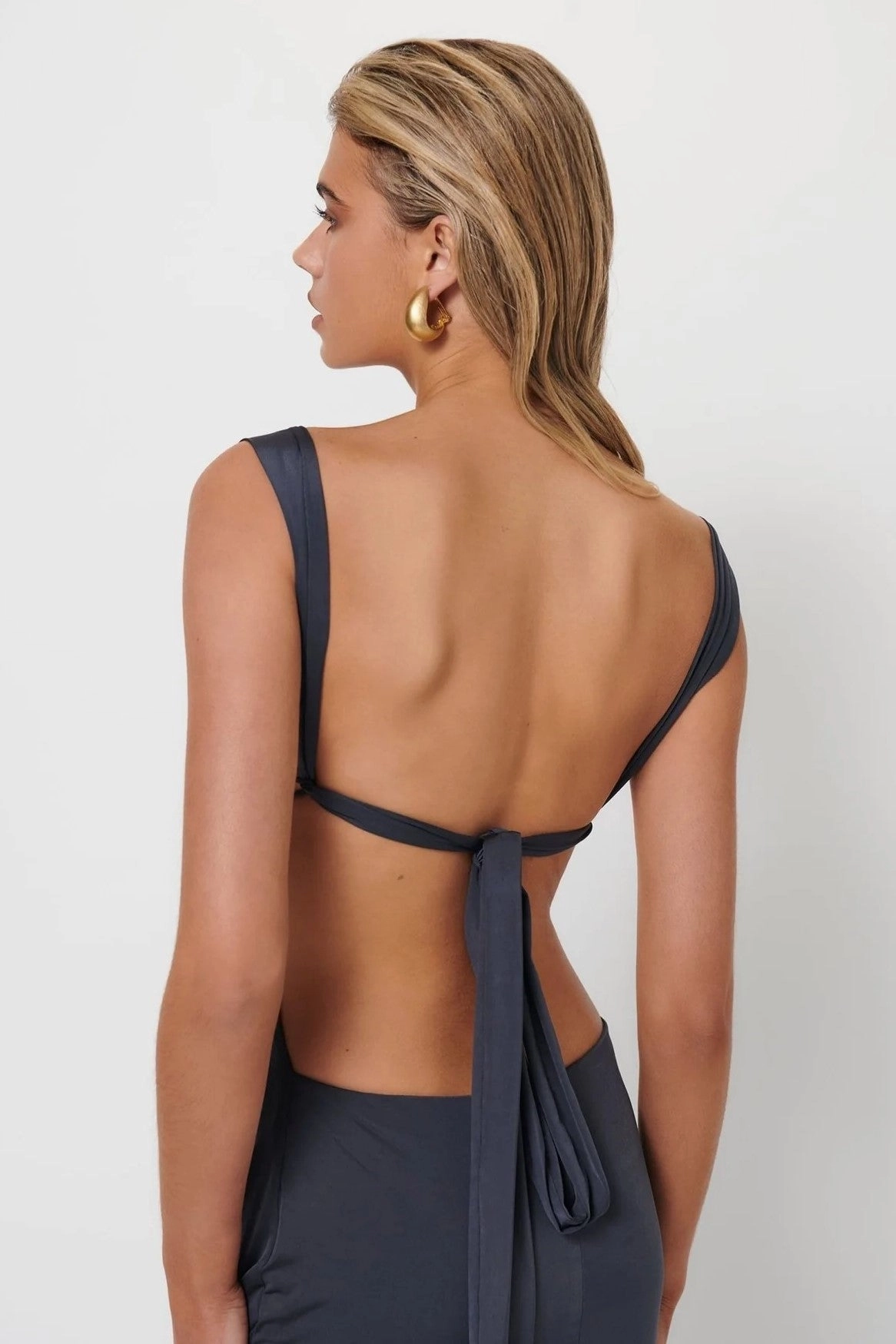 Influencer-Approved Casual Look Helena Gown - Thunder