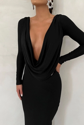 Reversible Amari Gown - Black Chill Moment Chill Piece
