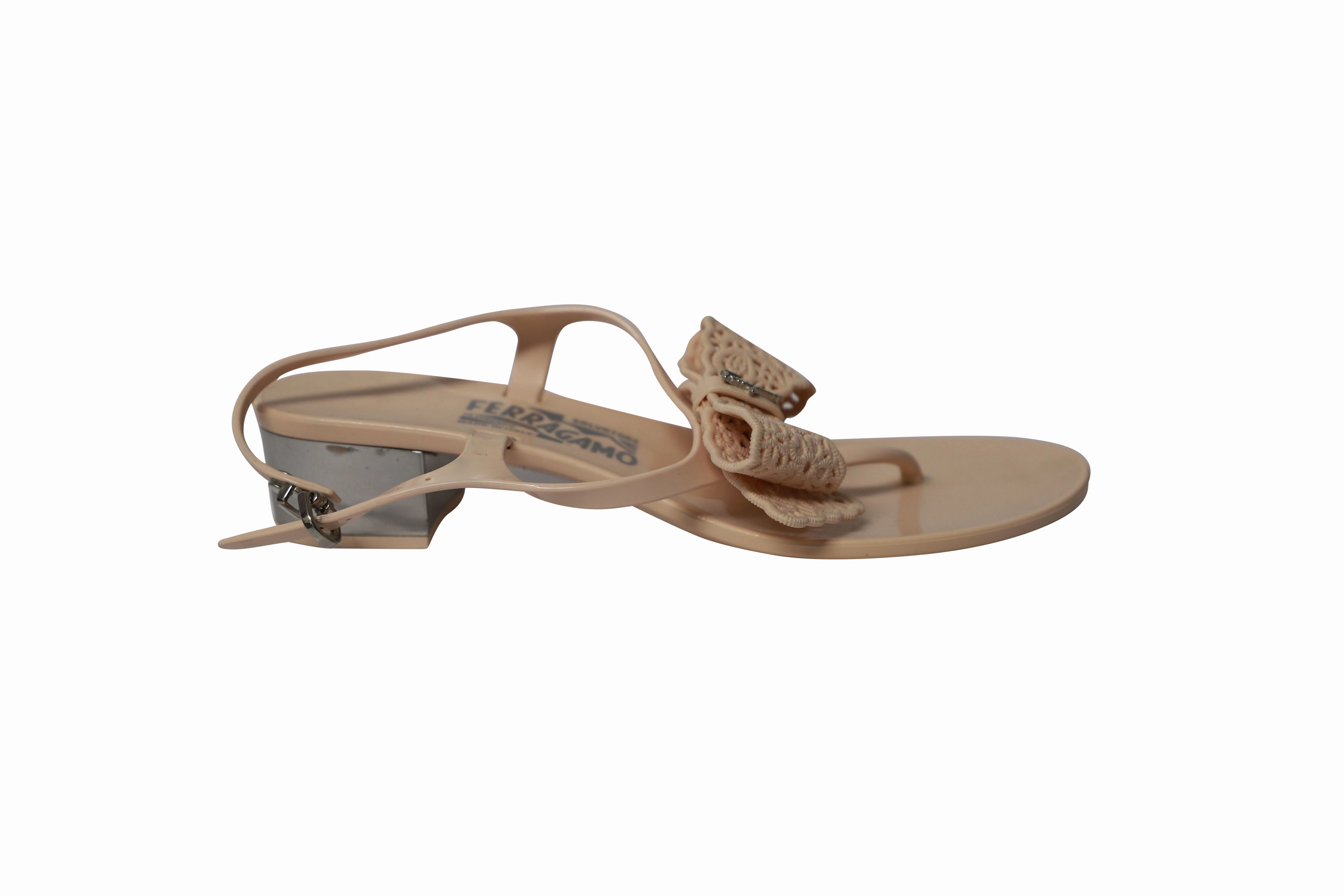 Sleek Footwear Salvatore Ferragamo Perala Ribbon Thong Sandals in Pink Rubber
