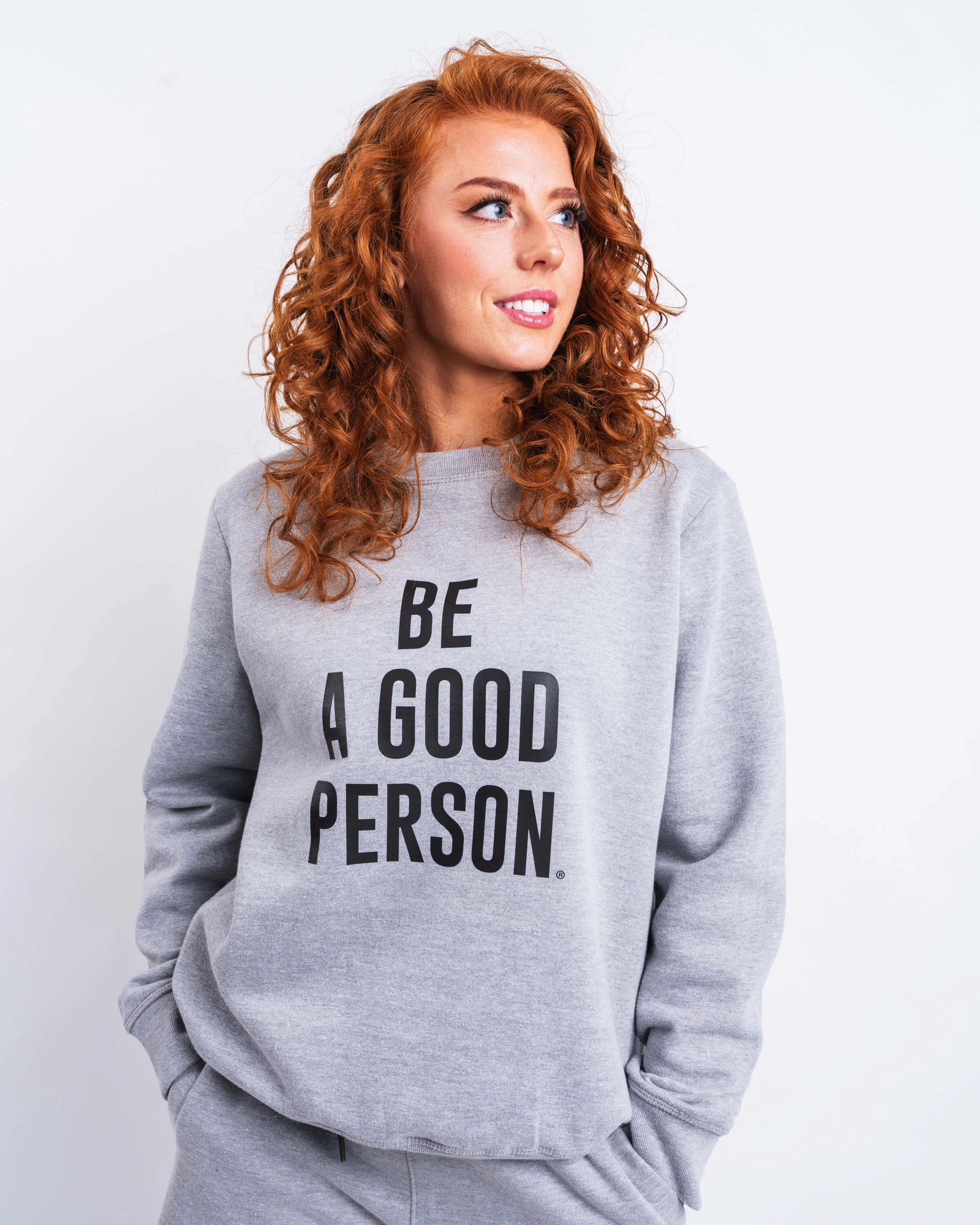 Signature Crewneck - Heather Grey Comfy Look