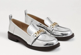Christy Loafer In Soft Silver Resort Mood Everyday Walk