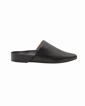 Soft Insole Cozy Walking Flats Stuart Weitzman Flat Mules in Black Leather