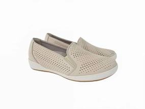 Patent Shine Mountain Walk Women's Odina Shoes In Sand