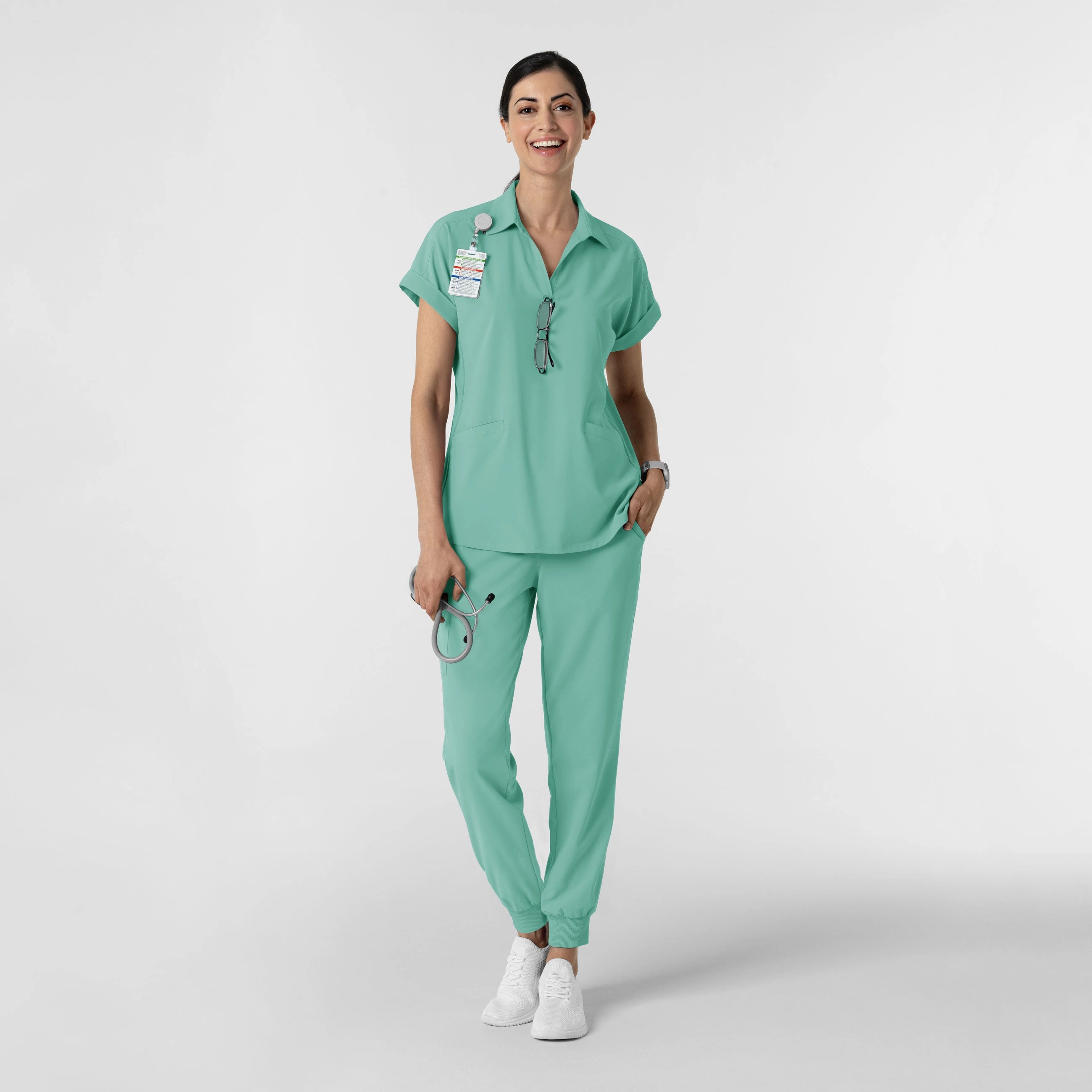 RENEW Women's Jogger Scrub Pant - Turquoise Stretch Fit