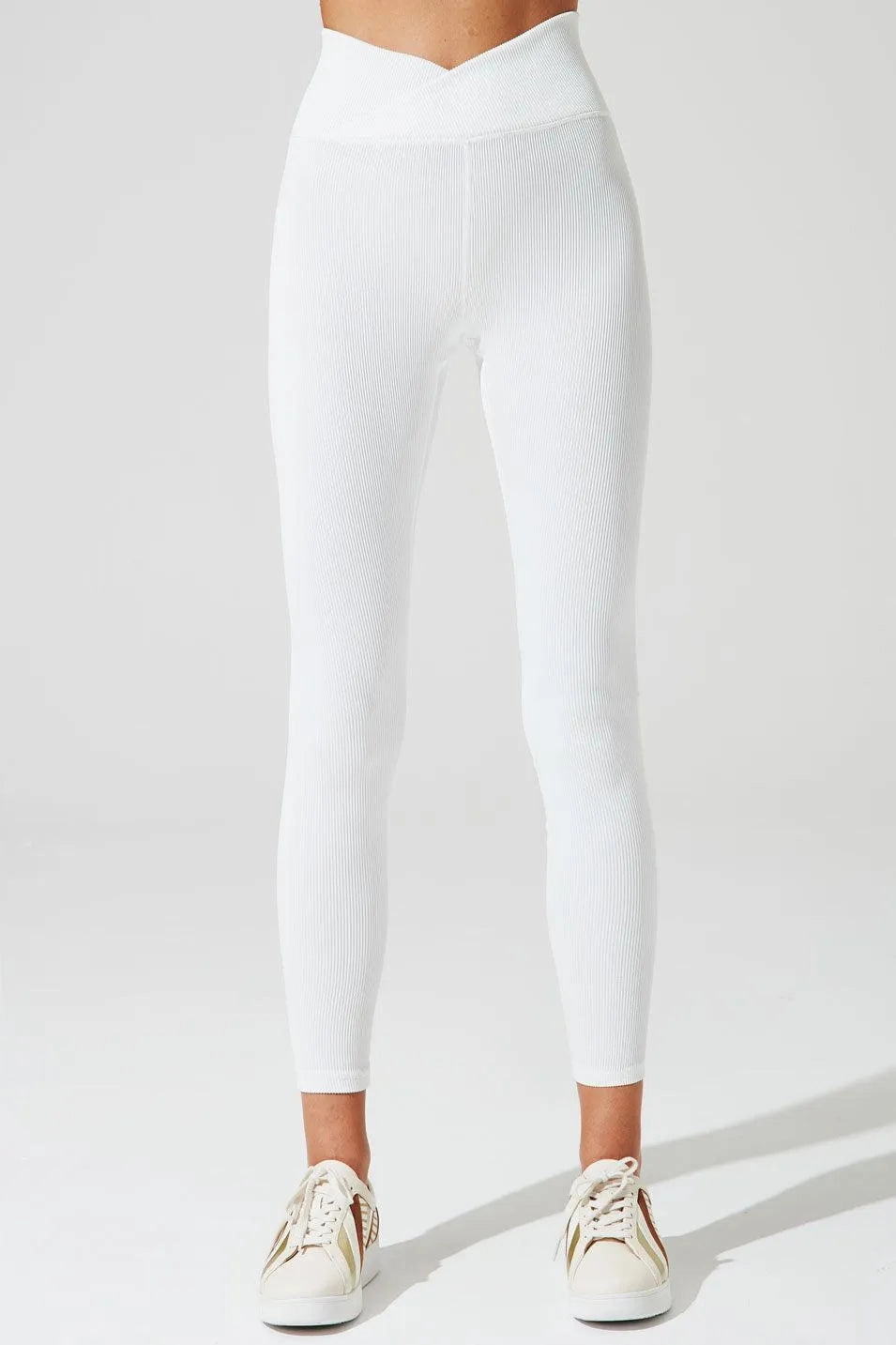 Subtle Detail Quick Dry Minimalist Style V Waist Ribbed Legging - White