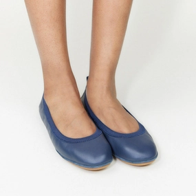 Samara Foldable Ballet Flat in Deep Navy Leather Ring Glow Stylish Slip-Ons