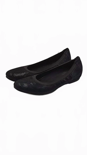 Women's Ashlie Crosshatch Ballet Flats In Black Adjustable Cushion