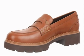 Women's Fillmore Loafer In Tan Perfect Cushioning Stone Step