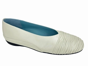 Party Glow Women's Glenn Ballet In Pearl