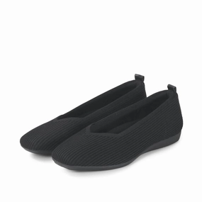 Track Step Wash Safe Women's Venus Knit Ballet Flat In Black