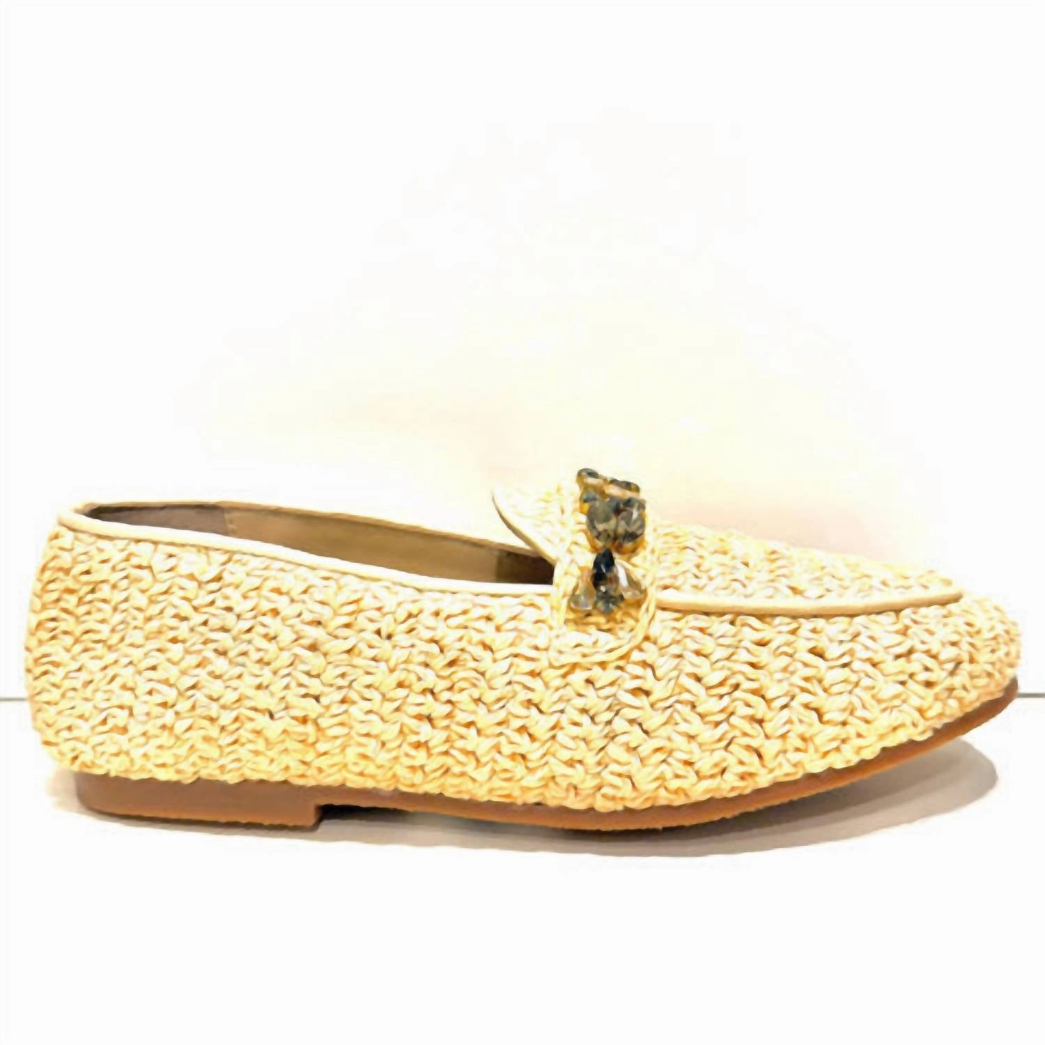 Women's Zendaya Loafer In Beige Timeless Footwear fitness shoes